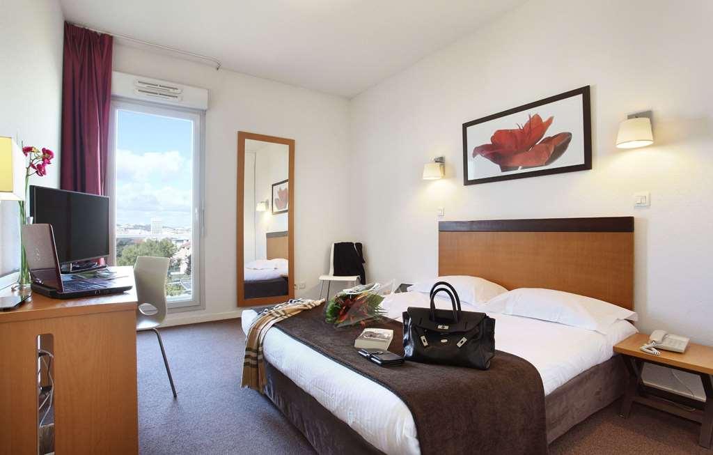 Appart'Hotel Odalys City - Bioparc Lyon Est Szoba fotó