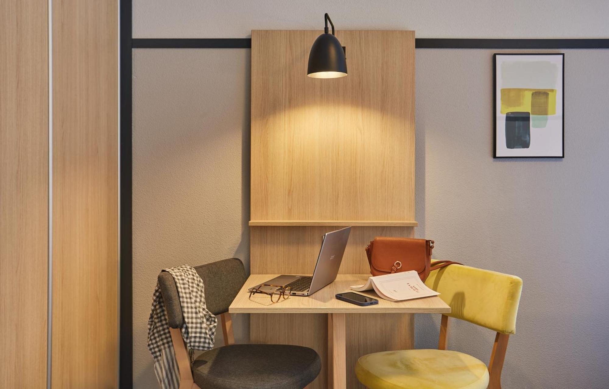 Appart'Hotel Odalys City - Bioparc Lyon Est Kültér fotó