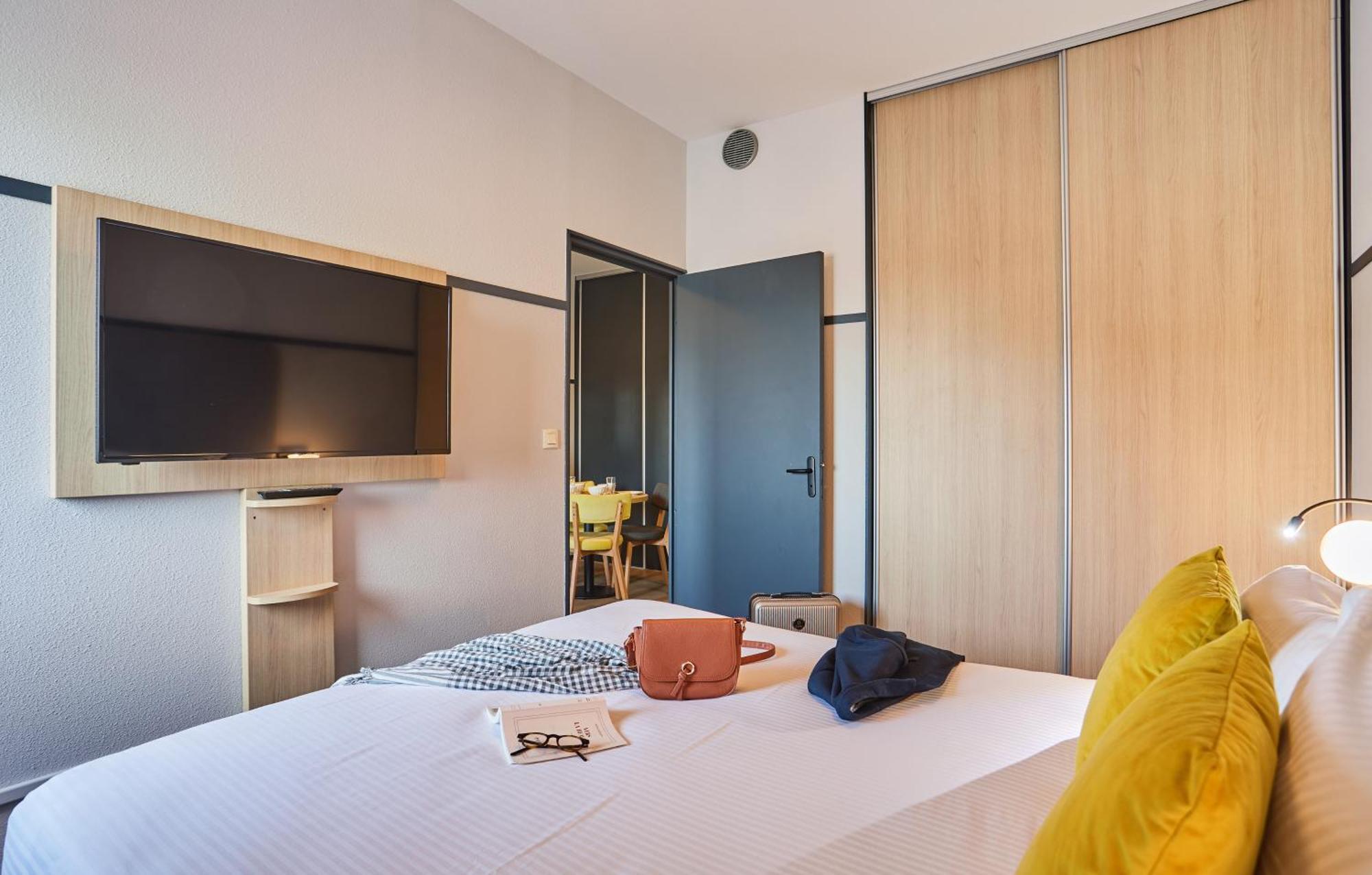 Appart'Hotel Odalys City - Bioparc Lyon Est Kültér fotó
