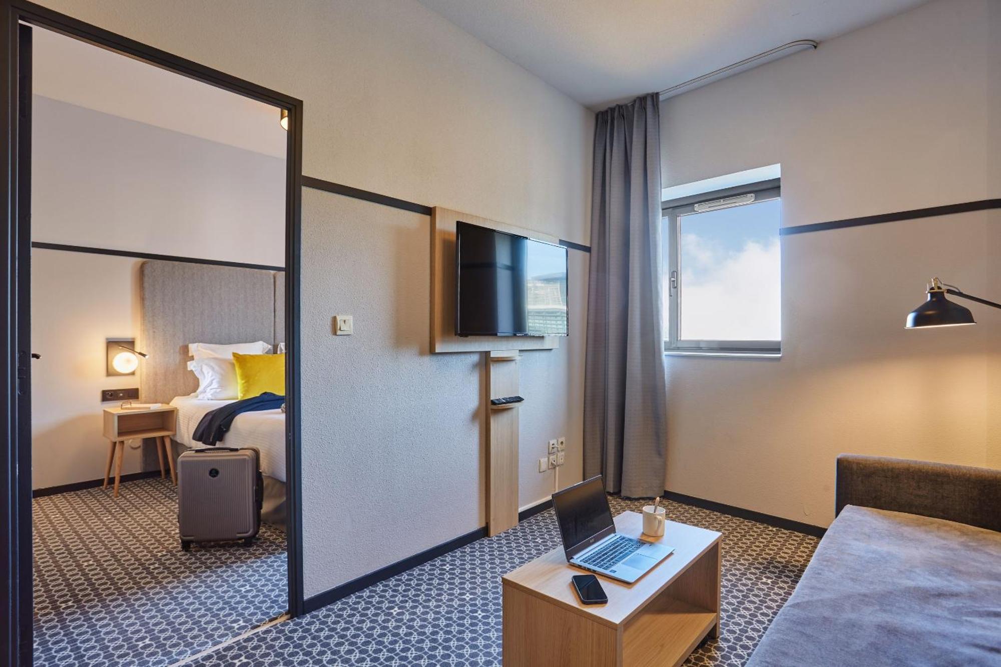 Appart'Hotel Odalys City - Bioparc Lyon Est Kültér fotó