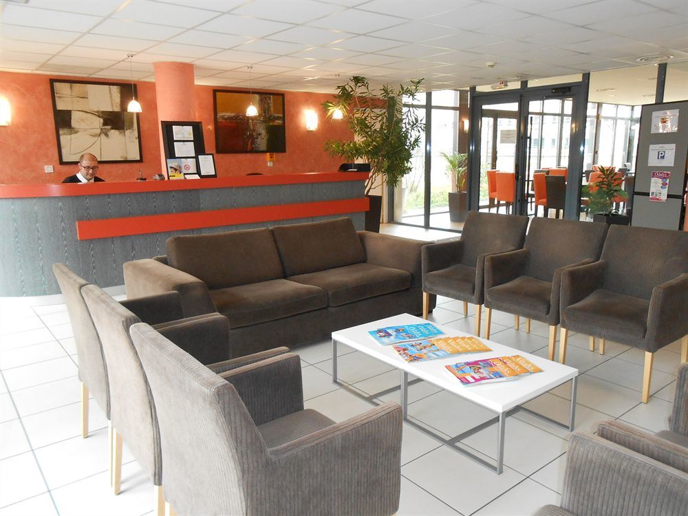 Appart'Hotel Odalys City - Bioparc Lyon Est Kültér fotó